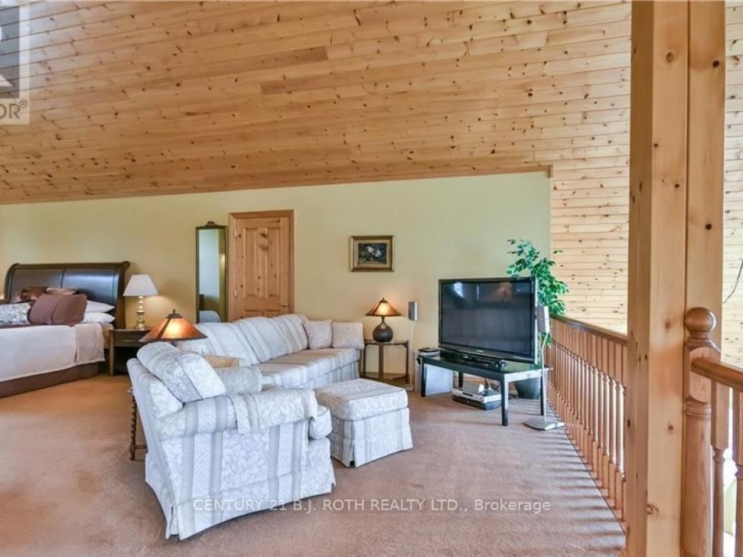 3931 MENOKE BEACH ROAD, 