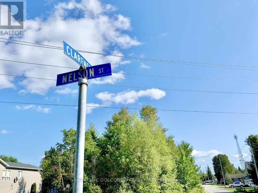 195 NELSON STREET, Gravenhurst (Muskoka (S))
