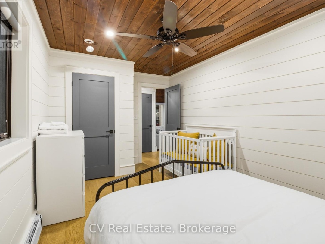 1069 WHITE EAGLE ROAD, Kahshe Lake