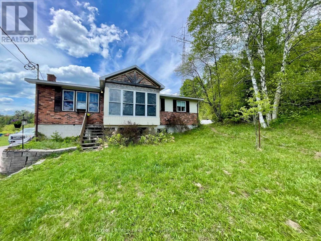 1235 Bonnie Lake Road, Bracebridge (Macaulay)