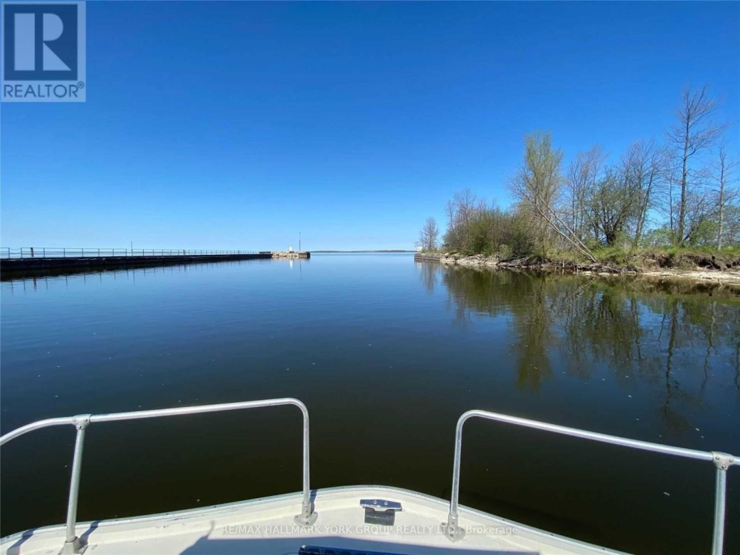 B40508 CENTER ROAD, Lake Simcoe