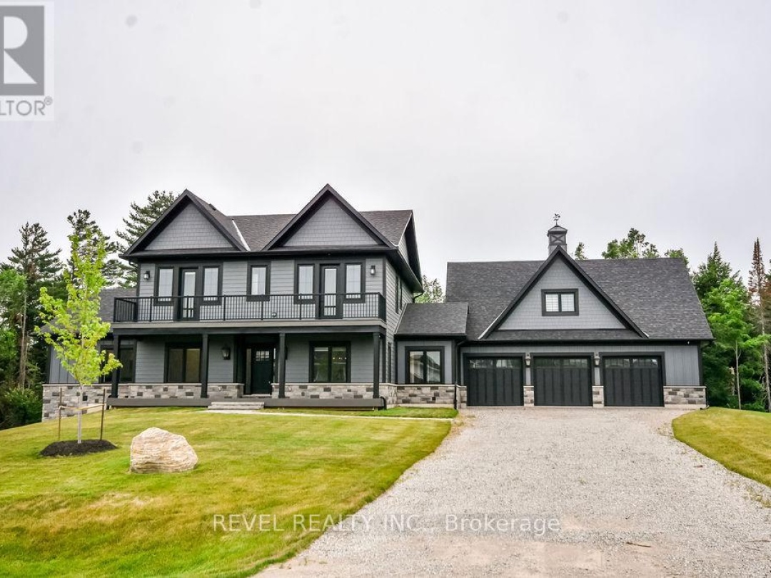 4 CLYDESDALE COURT, 