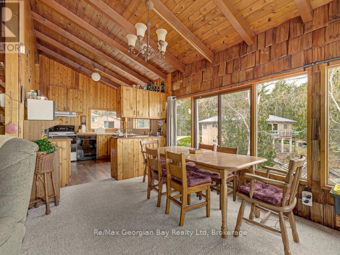 15SR405 SEVERN RIVER SHORE, Severn River