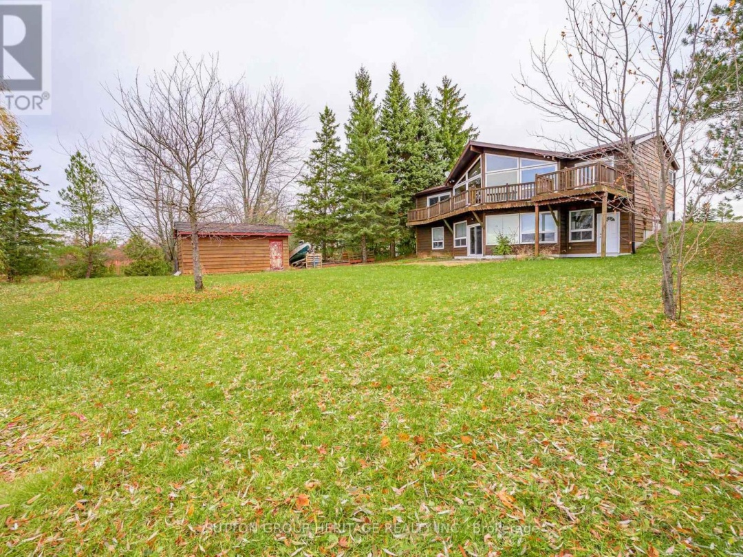 24 PLEASANT VIEW CRESCENT, 