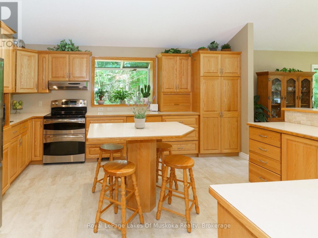 1020 AMELIA CRESCENT, Gravenhurst (Morrison)