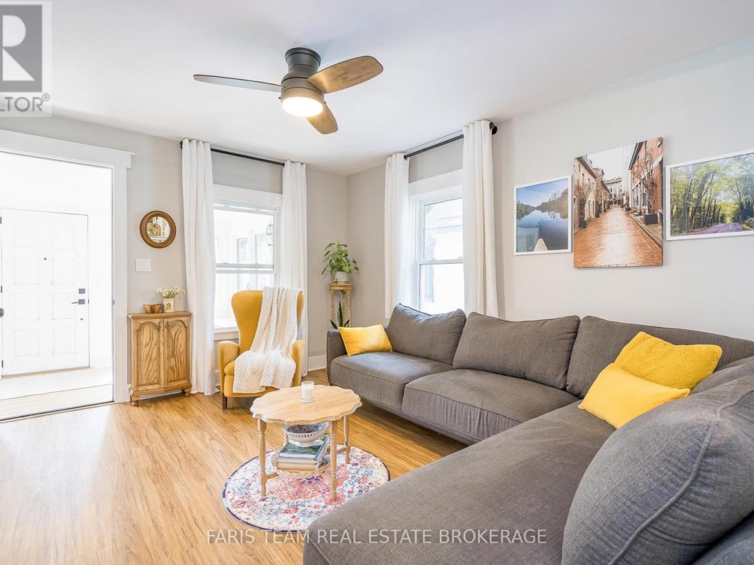 3358 MUSKOKA STREET, 