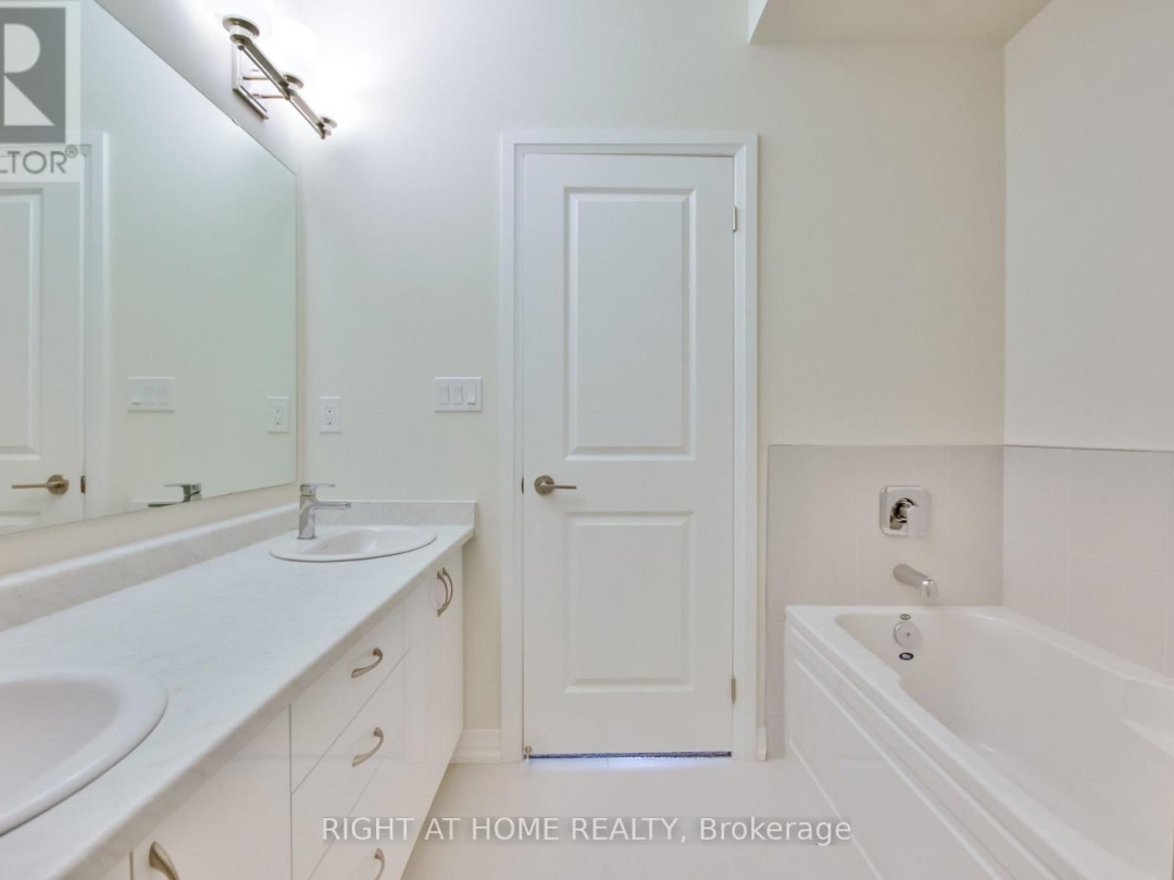 3056 SANDY ACRS AVENUE, Severn (West Shore)