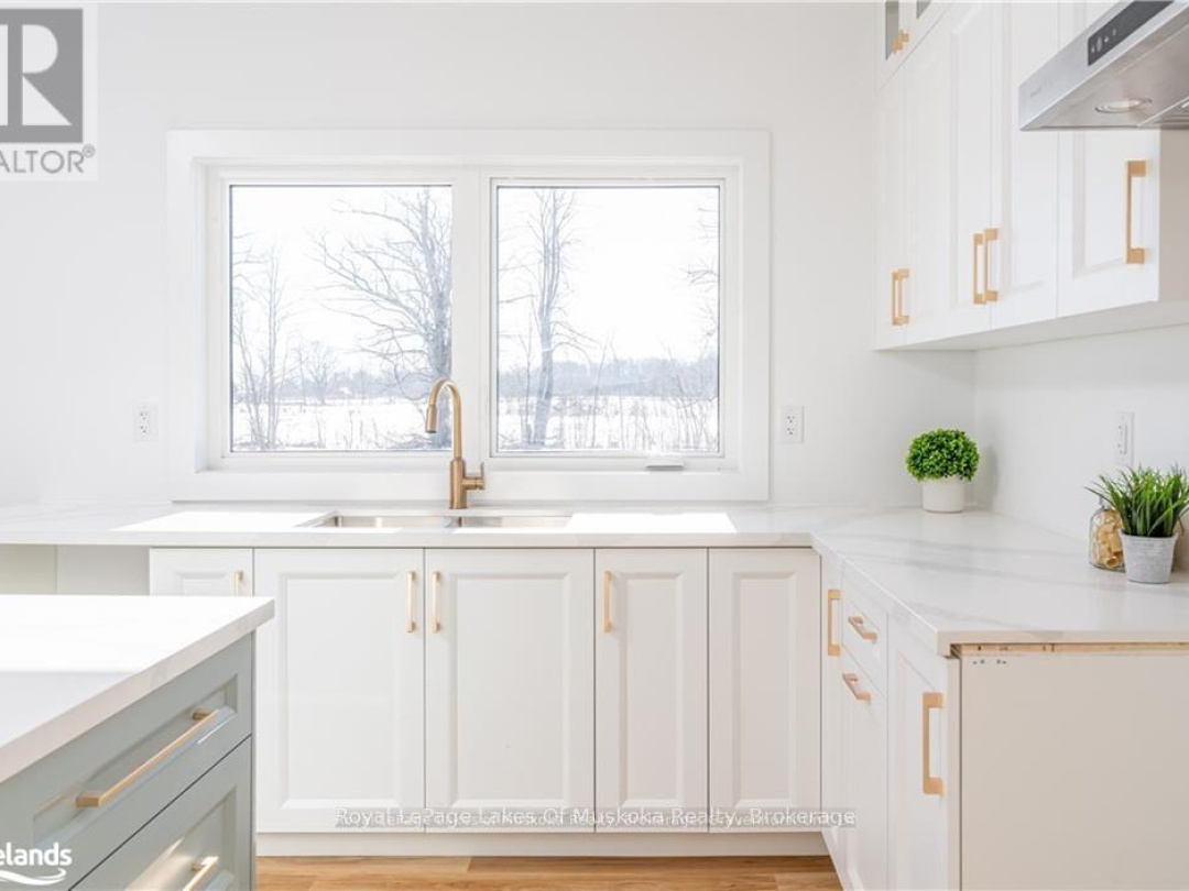 8 MEADOW ACRES ROAD, Oro-Medonte (Warminister)