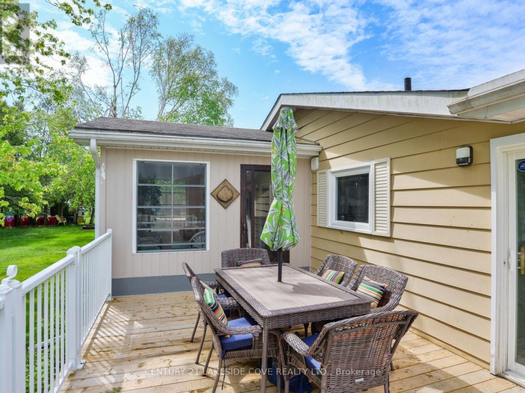 9 PINETREE COURT, 
