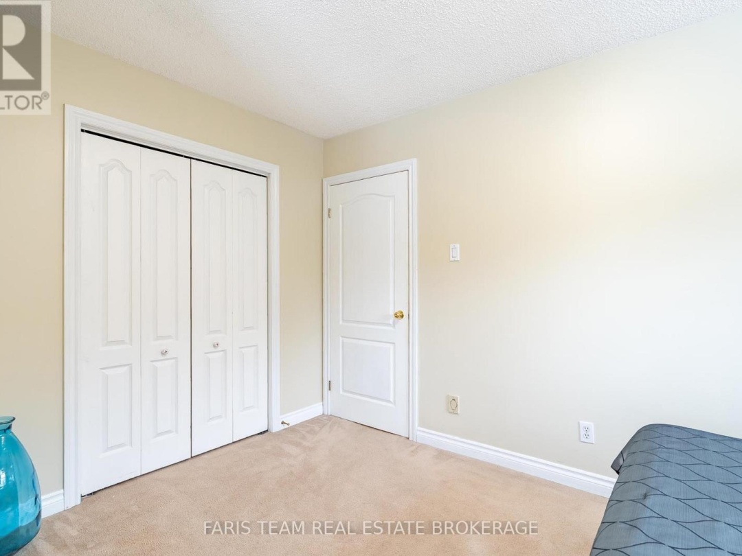 2104 NEWTON STREET, Tay