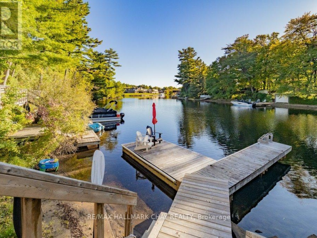 20 Liza Crescent, Lake Muskoka