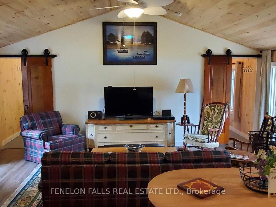 168 LAKEBREEZE ROAD, Cameron Lake