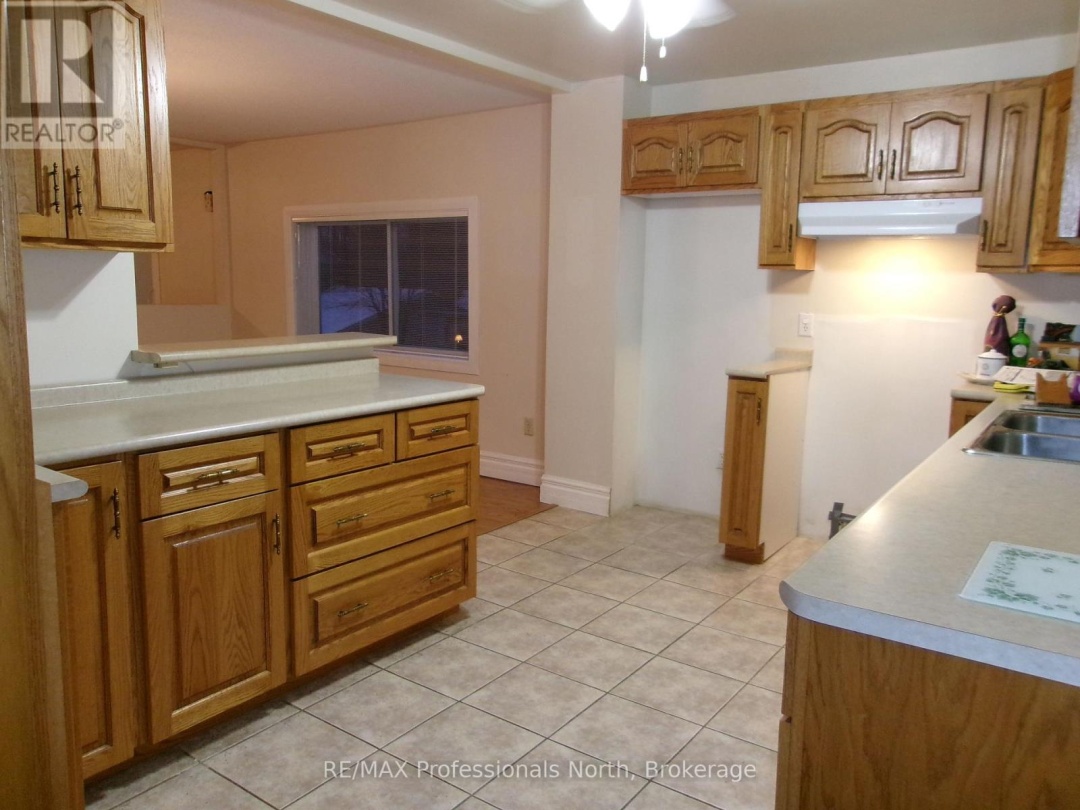 646 MOUNTAIN STREET, 