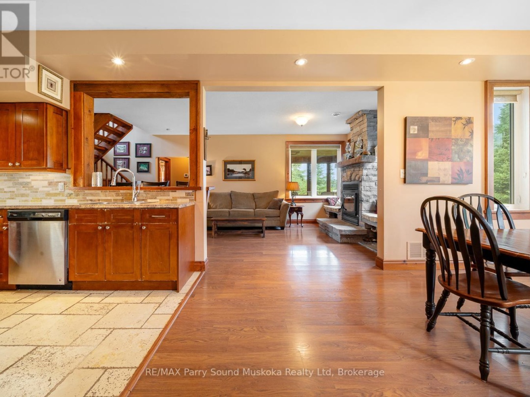 25 COLE POINT TRAIL, Manitouwabing Lake