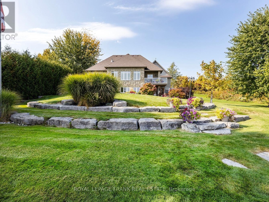 24 Gilson Point Place, Scugog Lake