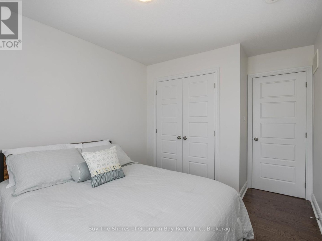 11 RALPH DALTON BOULEVARD, Tay (Victoria Harbour)