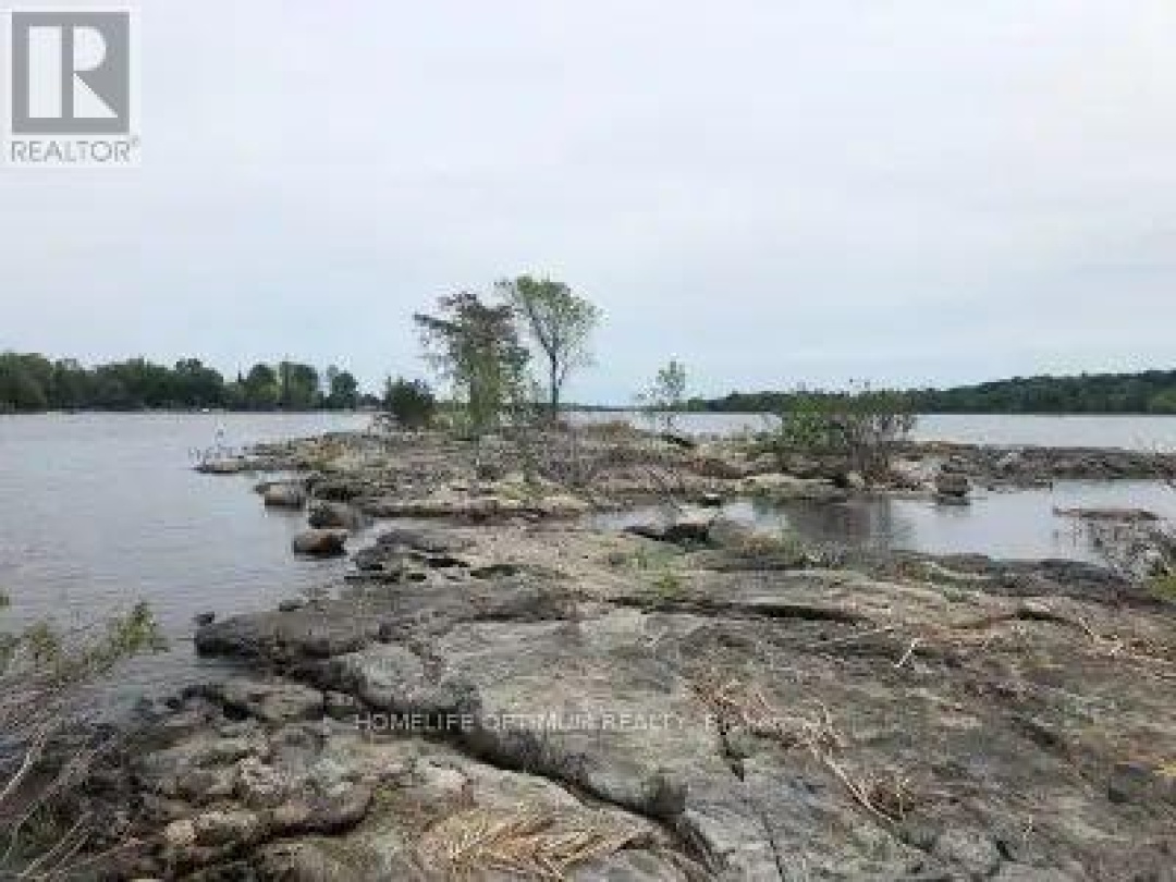 70 GEORGIAN BAY ISLAND, Georgian Bay (Baxter)
