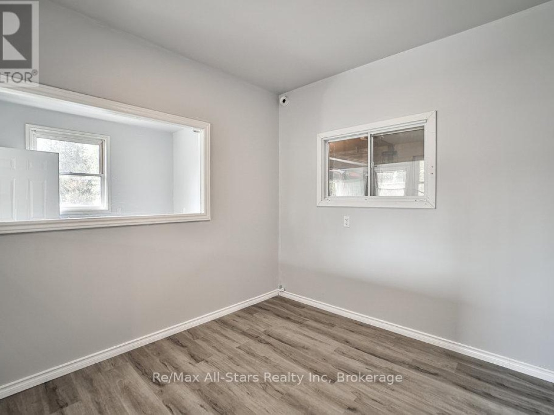 410 Etwell Road, Huntsville (Stisted)