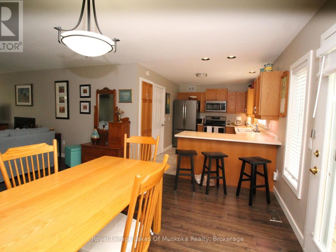 30 Hedgewood Lane, Gravenhurst (Muskoka (S))