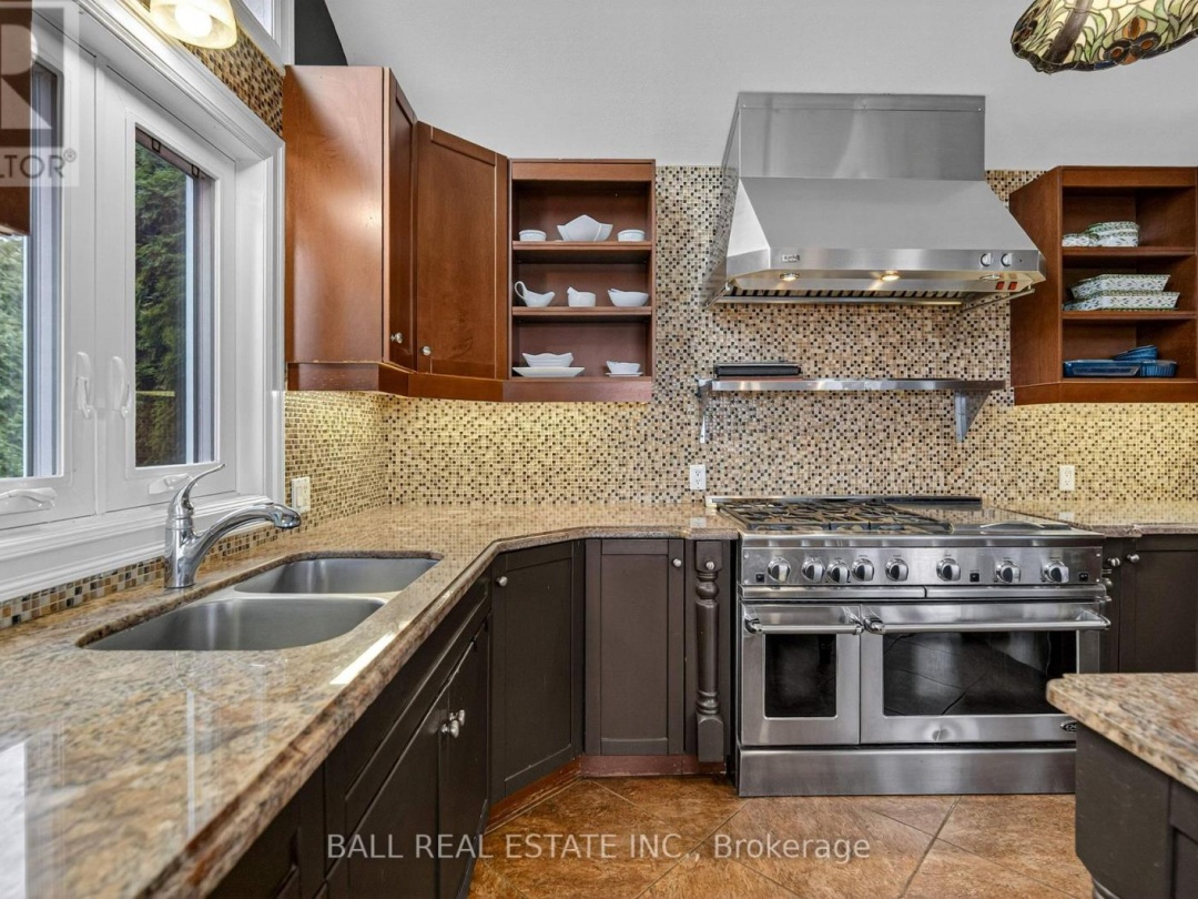 151 PELLER COURT, Pigeon Lake