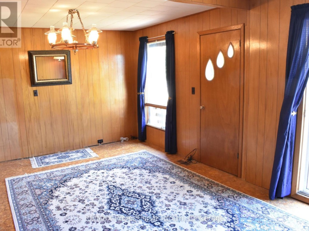 12802 Highway 35, Minden Hills (Minden)