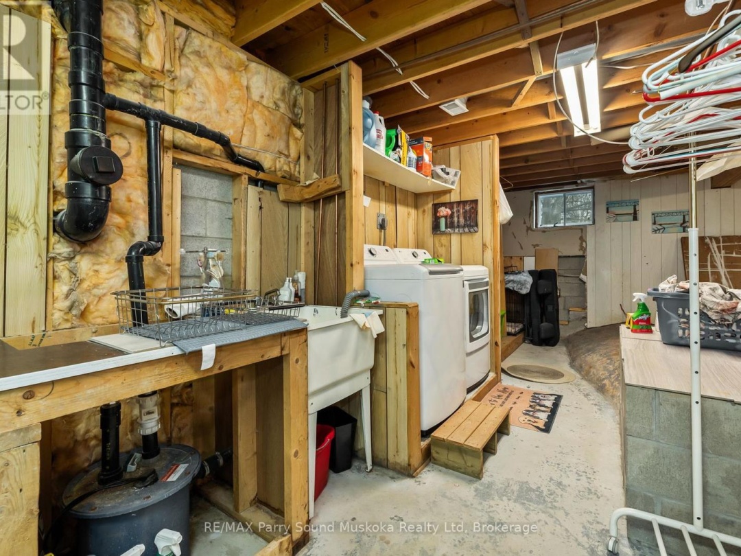 54 PINERIDGE DRIVE, McDougall