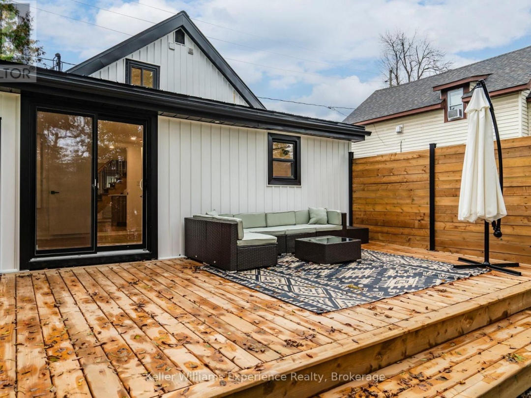3355 MUSKOKA STREET, Severn (Washago)