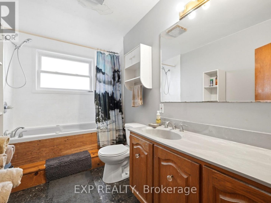 4142 STEWARTS LANE, Severn