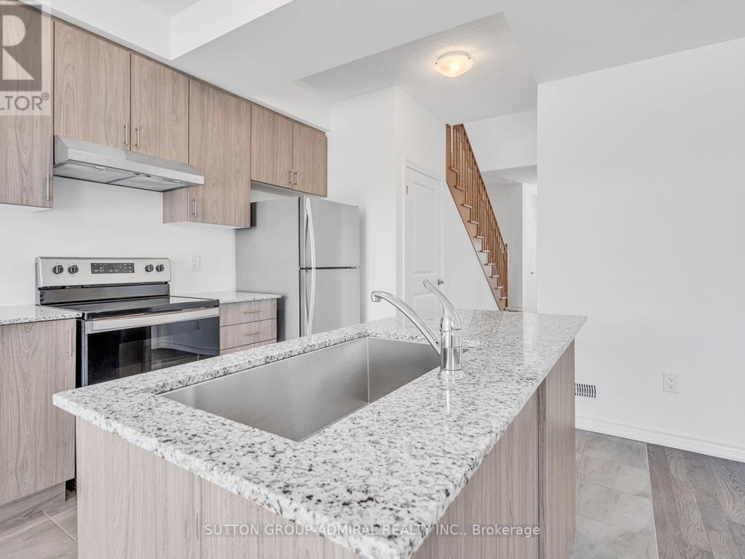 32 HILLCROFT WAY, Kawartha Lakes (Bobcaygeon)