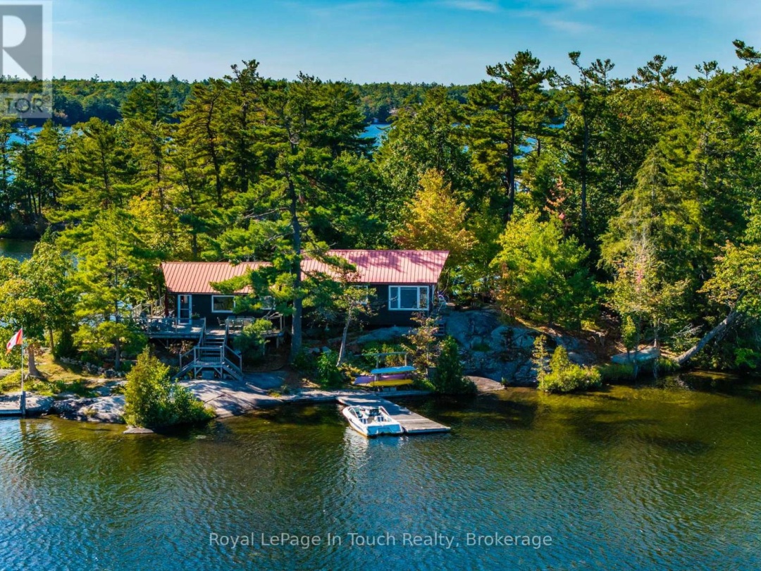2 IS 190 ISLAND, Six Mile Lake