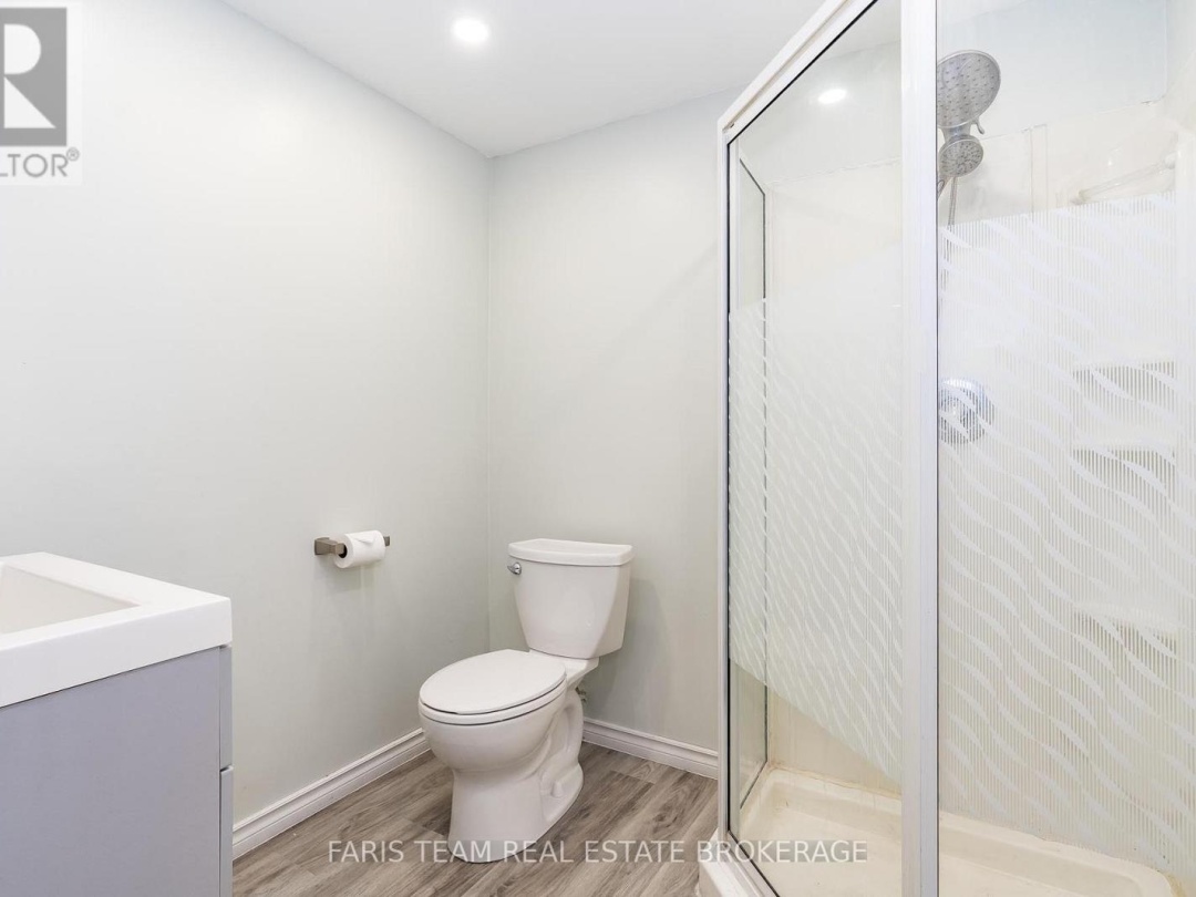 8304 COUNTY ROAD 169, 