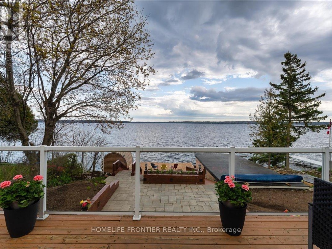 6 LAKEVIEW PARK ROAD, Sturgeon Lake