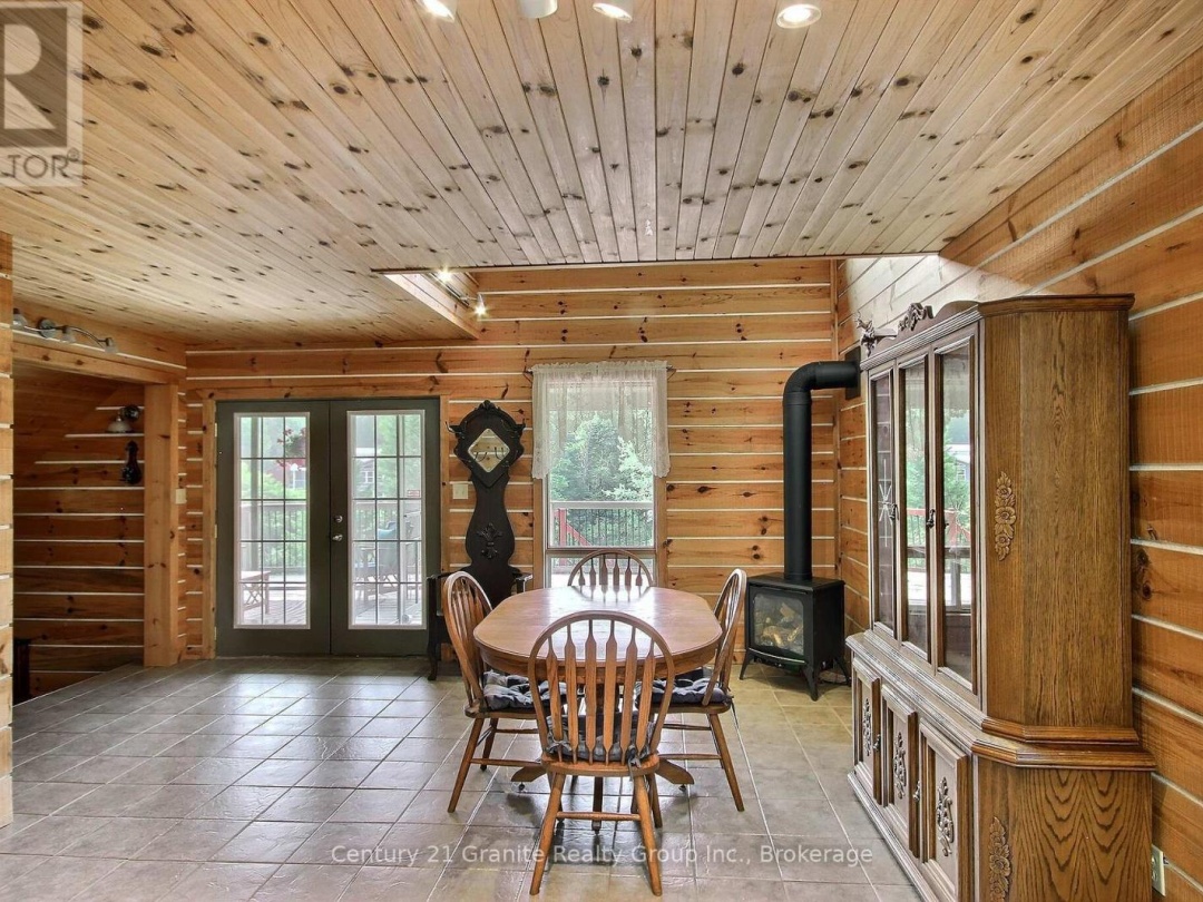 1082 GREEN LAKE ROAD, Gull River