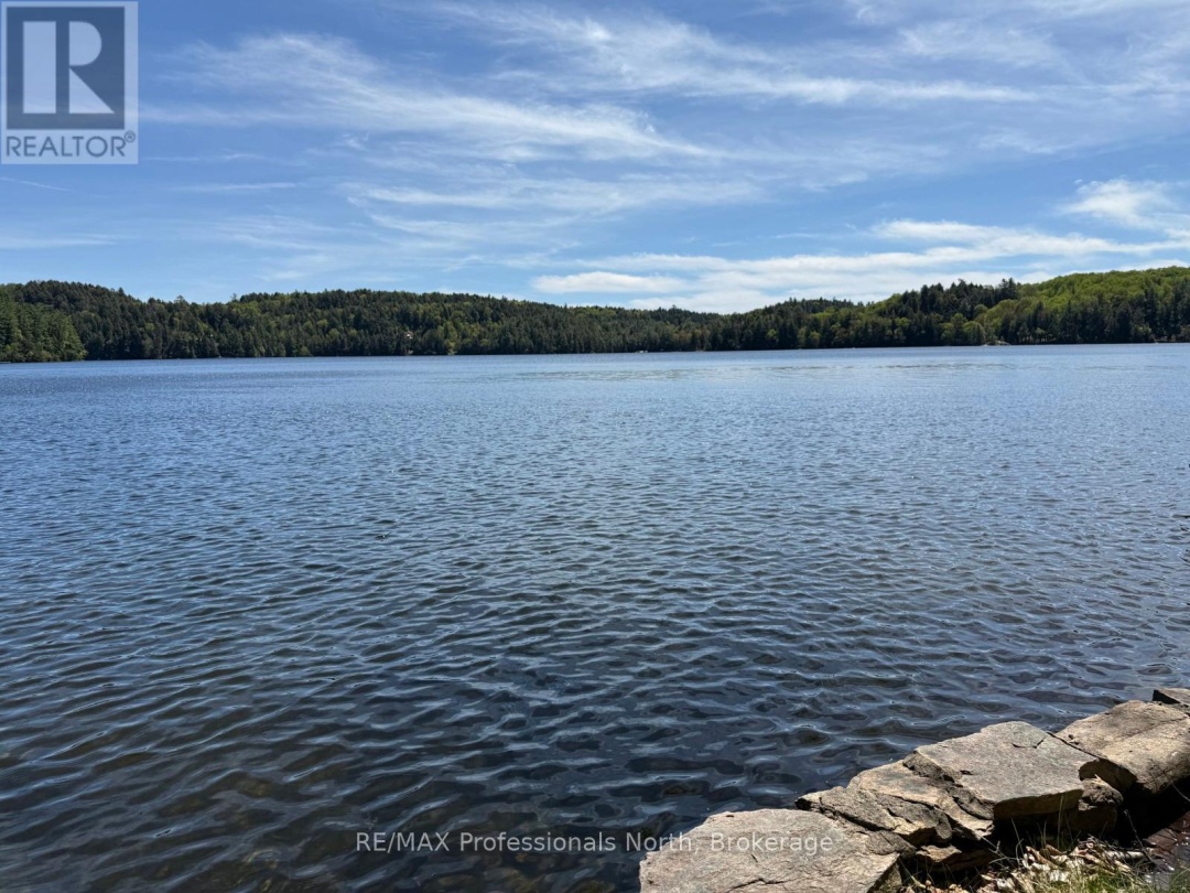 2612 WILKINSON ROAD, Kennisis Lake