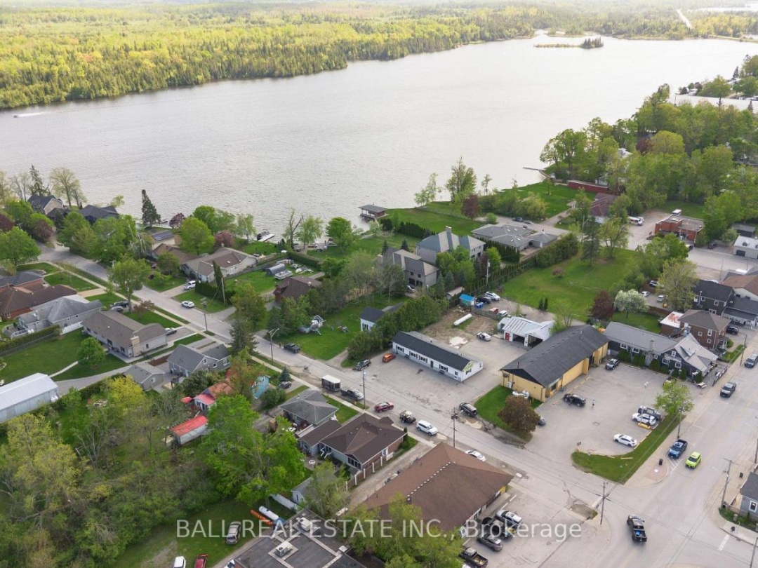 81 WILLIAM STREET, Kawartha Lakes (Bobcaygeon)