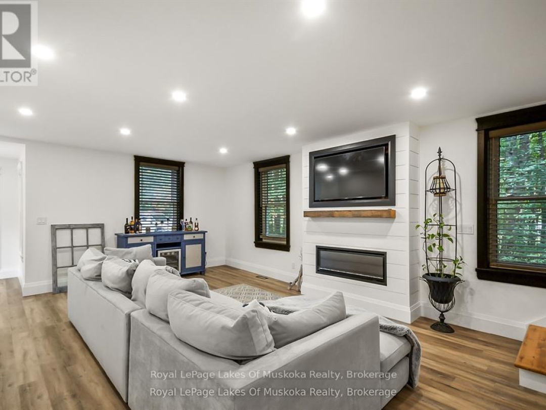 190 MAPLE STREET, Bracebridge (Macaulay)