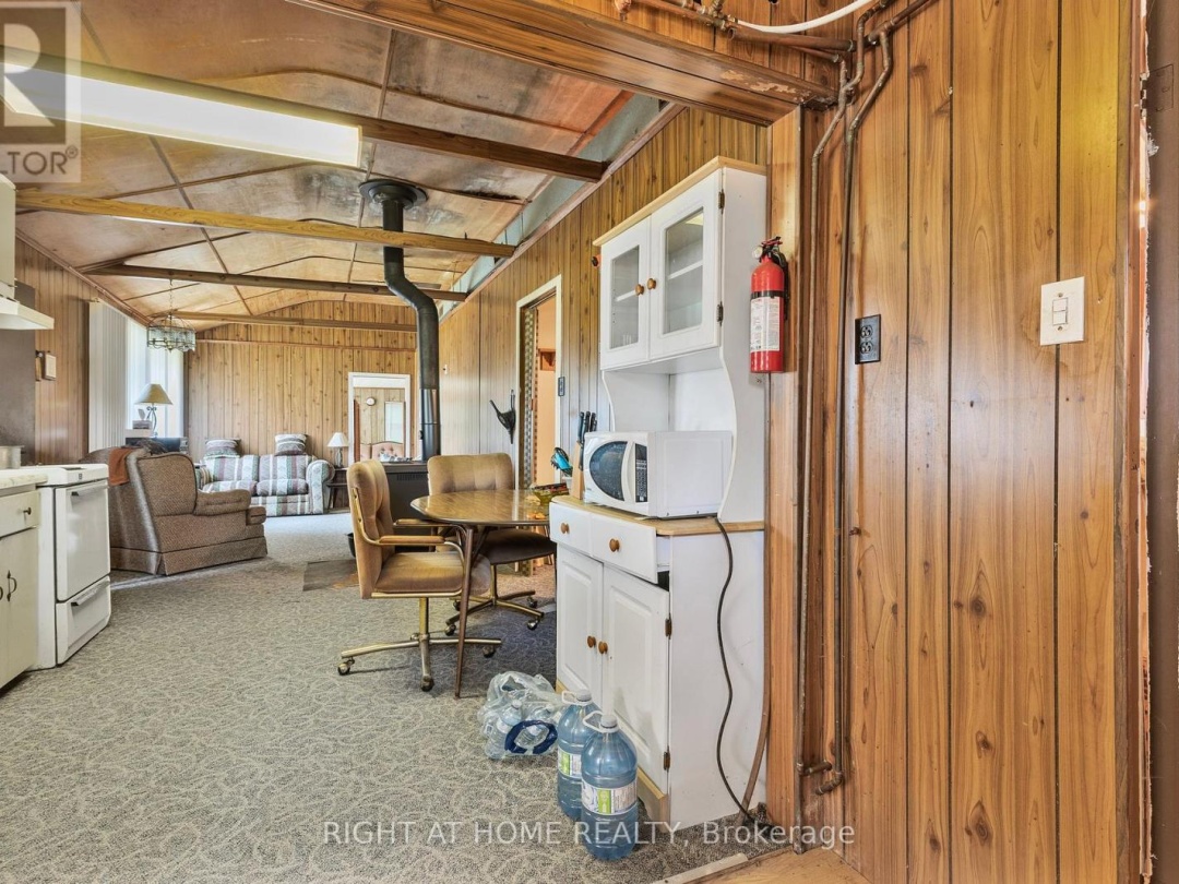 194 MCGUIRE BEACH ROAD, Kawartha Lakes (Carden)