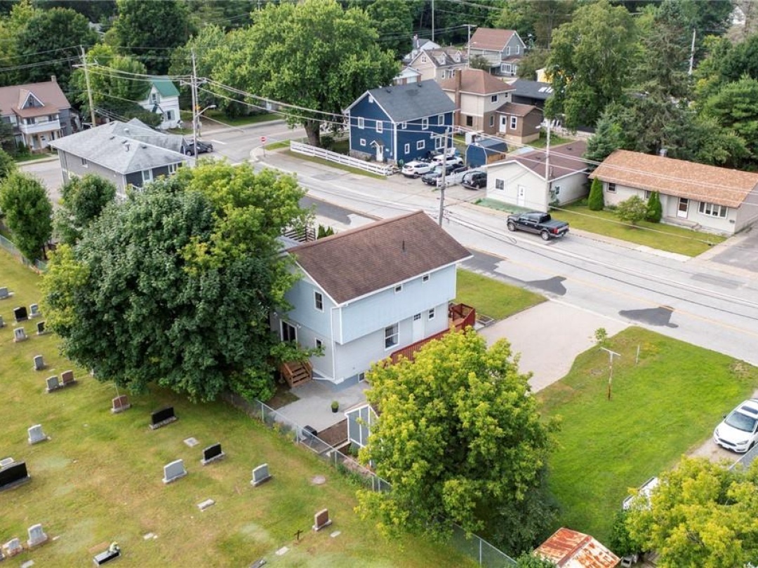 5 Hillcrest Avenue, 