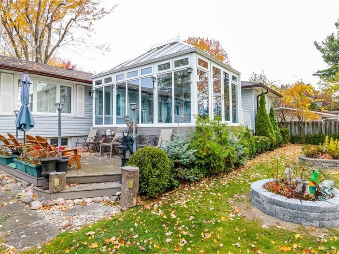 155 PARKSIDE Drive, 