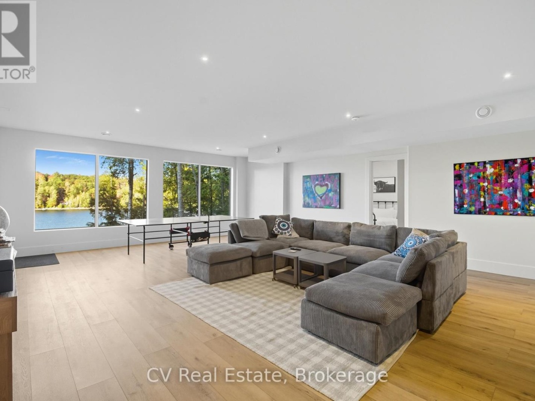 1399 BAYBREEZE LANE, Redstone Lake