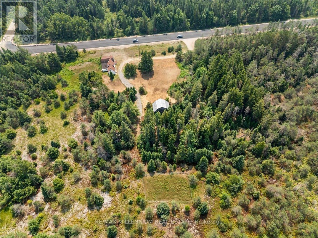 3529 HIGHWAY 118 E, Bracebridge (Oakley)
