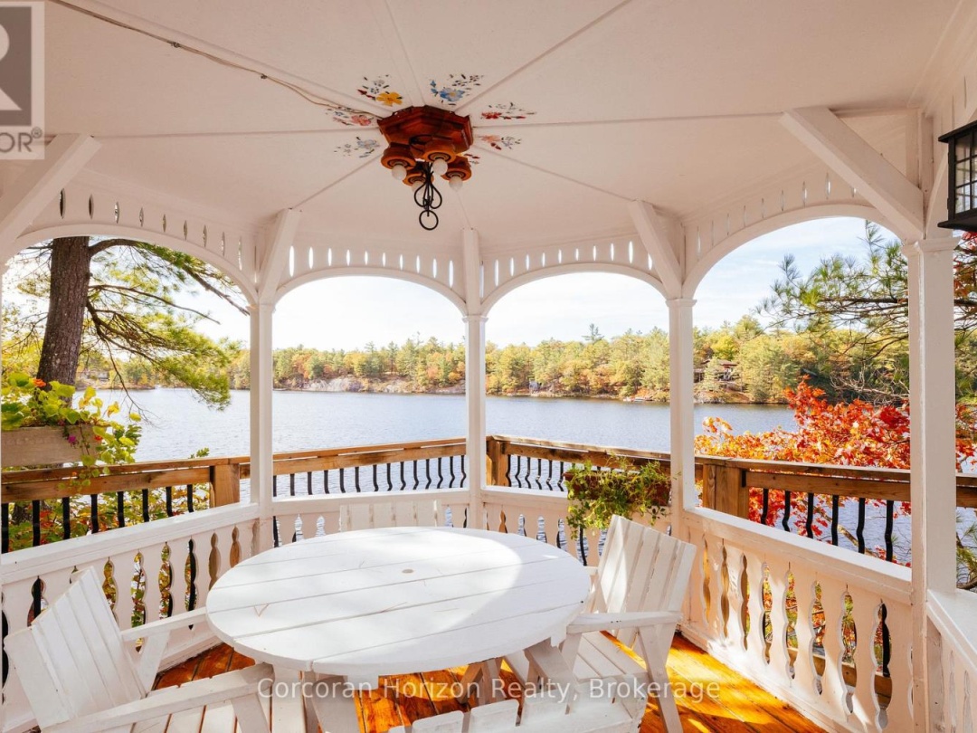 566 HUNGRY BAY ROAD W, Six Mile Lake