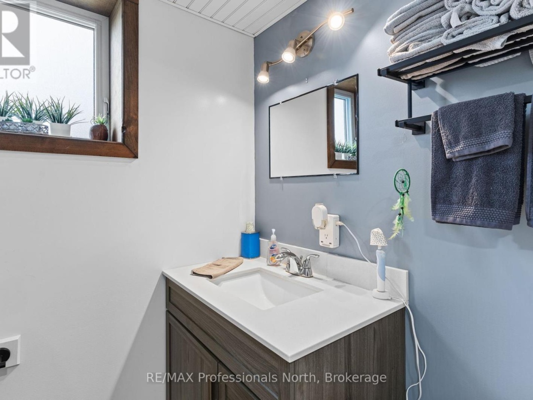 45 NEWCASTLE STREET, Minden Hills (Minden)