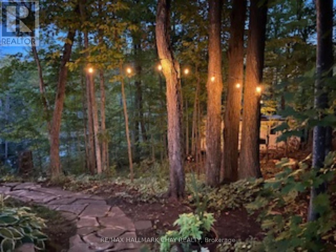 3285 ROCKCLIFFE COURT, Gloucester Pool
