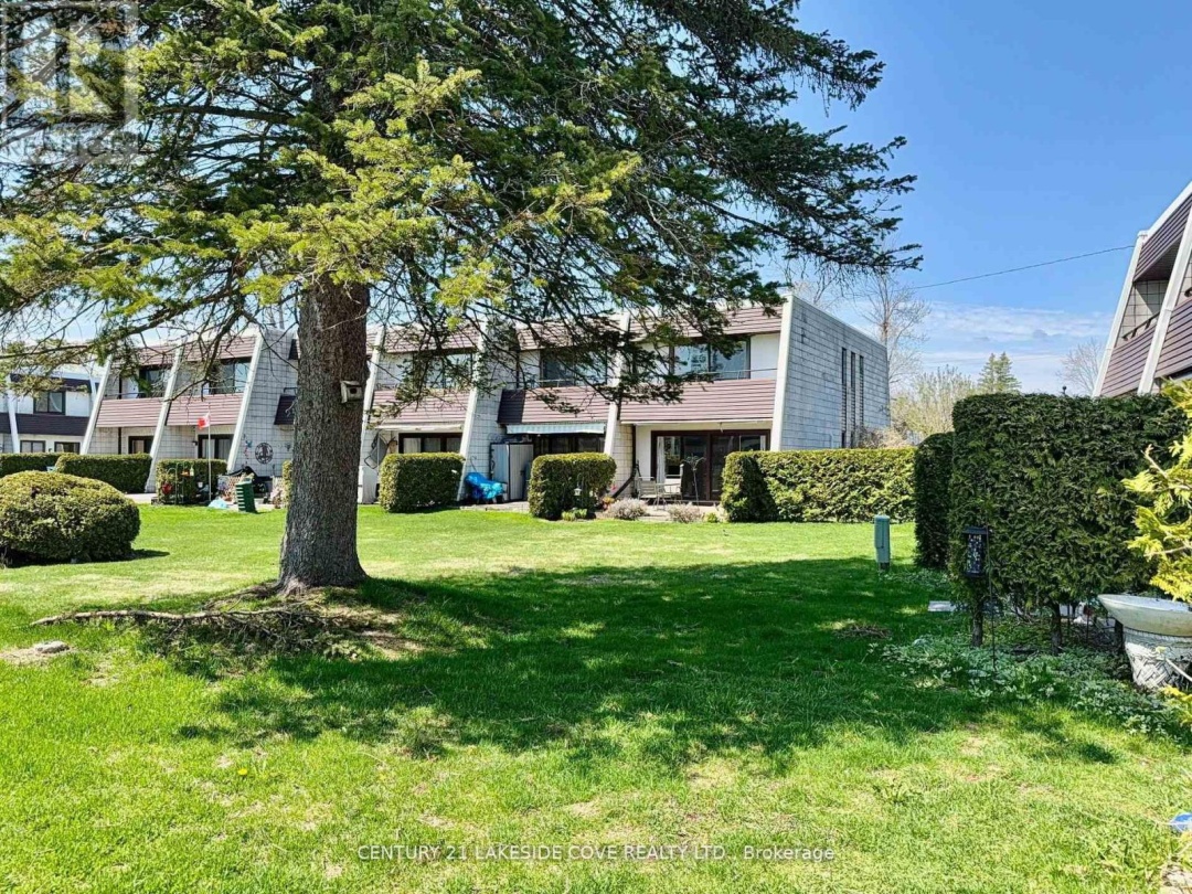 UNIT 27 - 1 PARADISE BOULEVARD S, Lake Simcoe