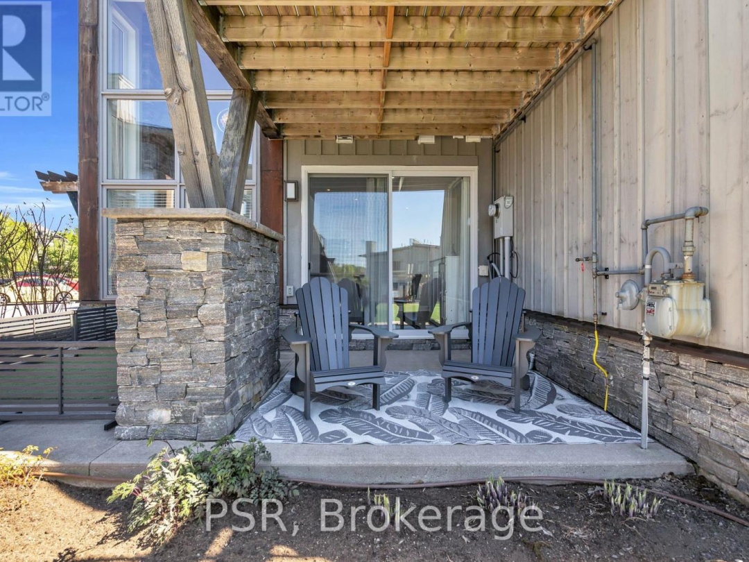 44 CARRICK TRAIL, Gravenhurst (Wood (Gravenhurst))