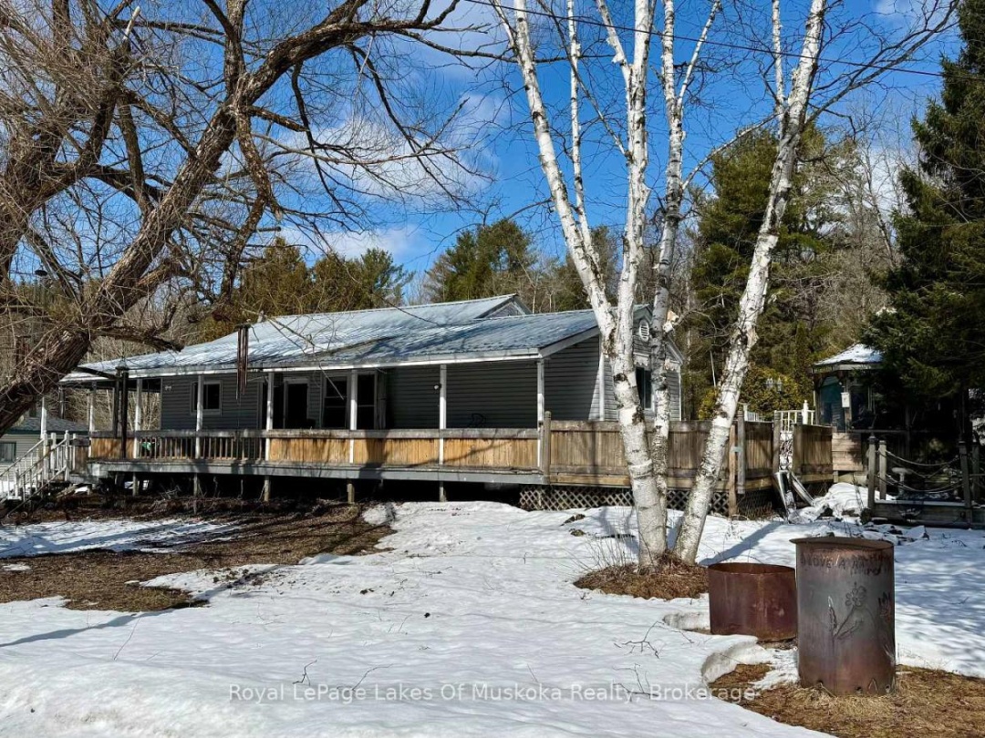 1071 NAISMITH ROAD, Bracebridge (Macaulay)