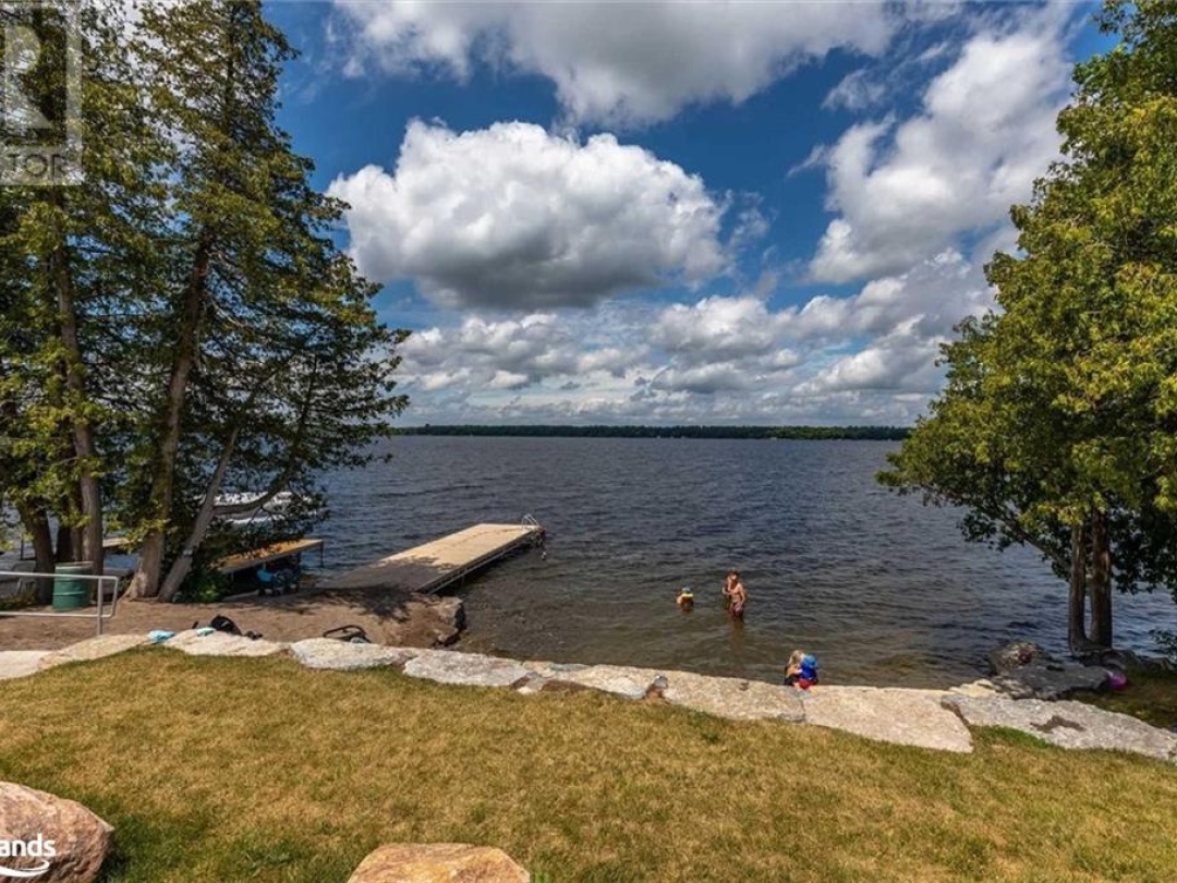 25 Silver Birch Street, Sturgeon Lake