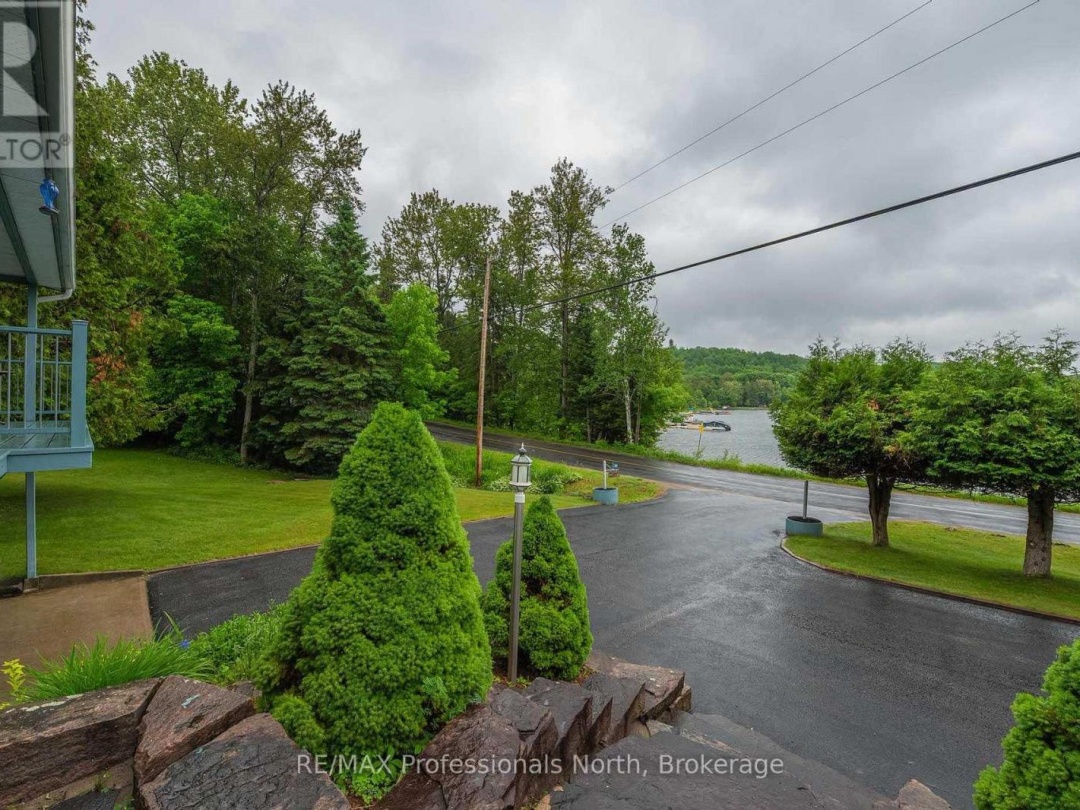 1981 HORSESHOE LAKE ROAD, 