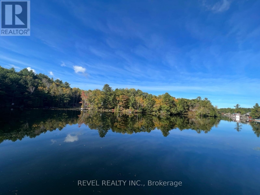 180 LAKE ROAD, Baxter Lake